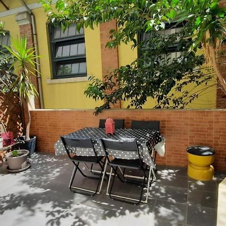 Sunny Terrace Apt, Close To Downtown! 2 Bedroom Flat Лиссабон Экстерьер фото