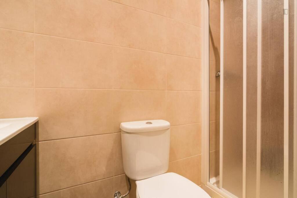 Sunny Terrace Apt, Close To Downtown! 2 Bedroom Flat Лиссабон Экстерьер фото