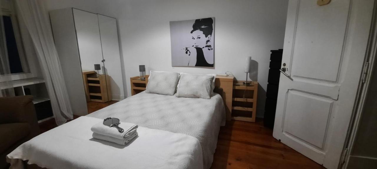 Sunny Terrace Apt, Close To Downtown! 2 Bedroom Flat Лиссабон Экстерьер фото